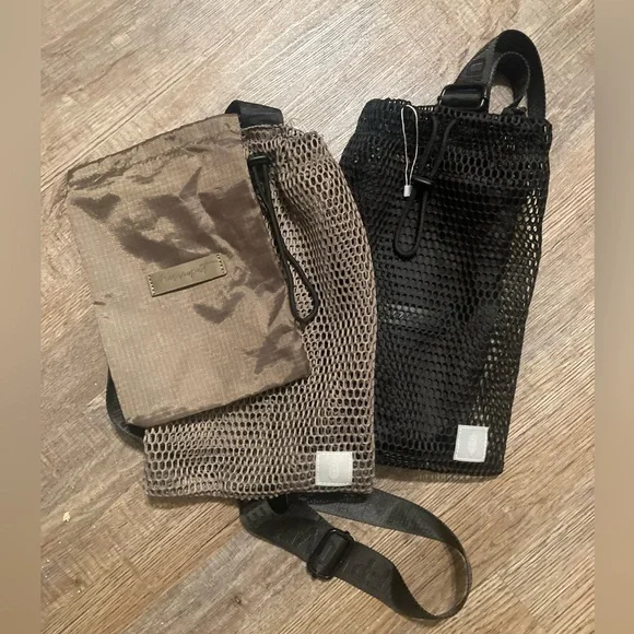 Free People Movement Mini Mesh Sling Water Bottle Holder - Picture 9 of 14
